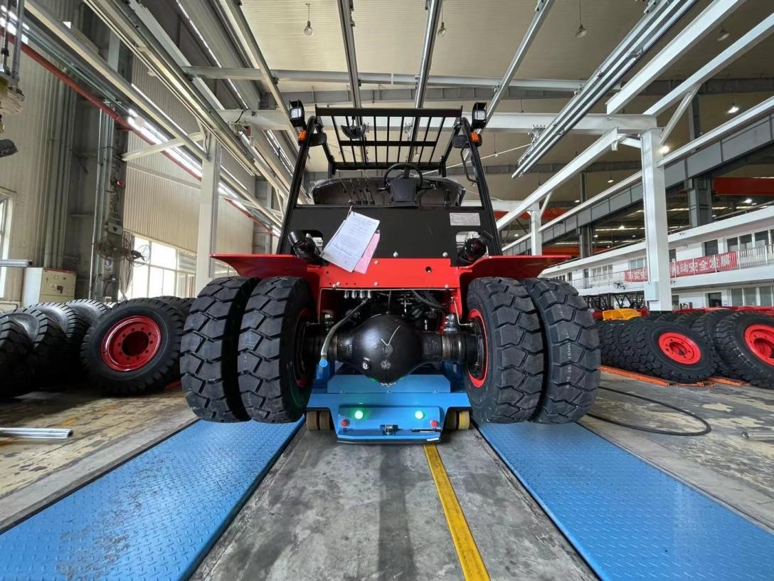 叉車AGV-無(wú)人叉車-全自動(dòng)叉車-移動(dòng)機(jī)器人-AGV小車 叉車AGV-無(wú)人叉車-全自動(dòng)叉車-移動(dòng)機(jī)器人-AGV小車